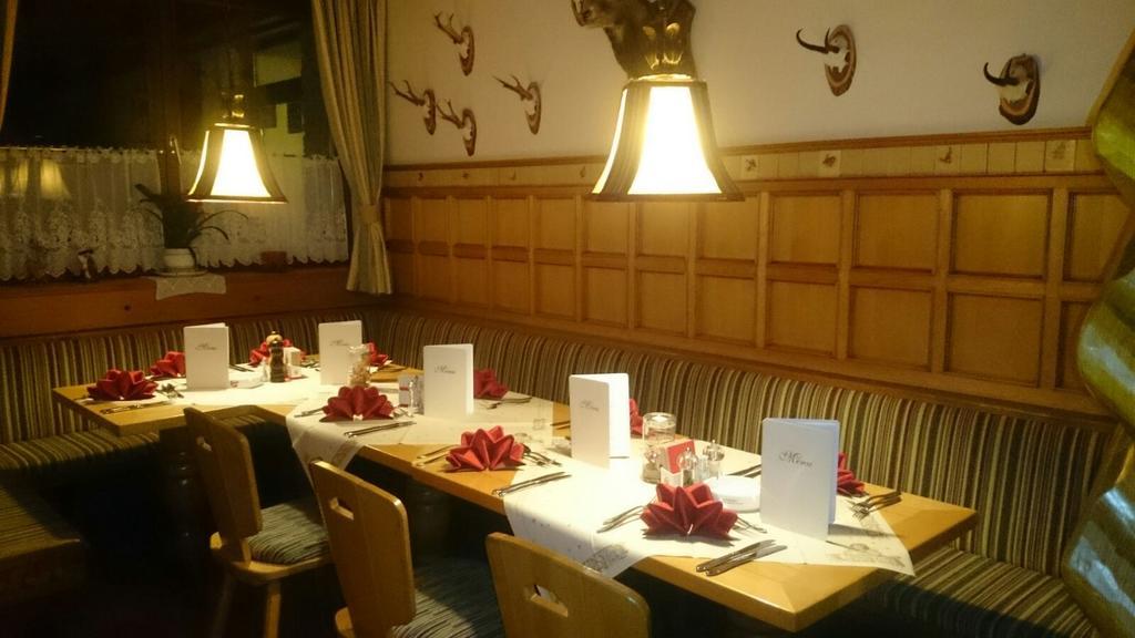 Gasthof Alte Tanne Hof bei Salzburg Εξωτερικό φωτογραφία