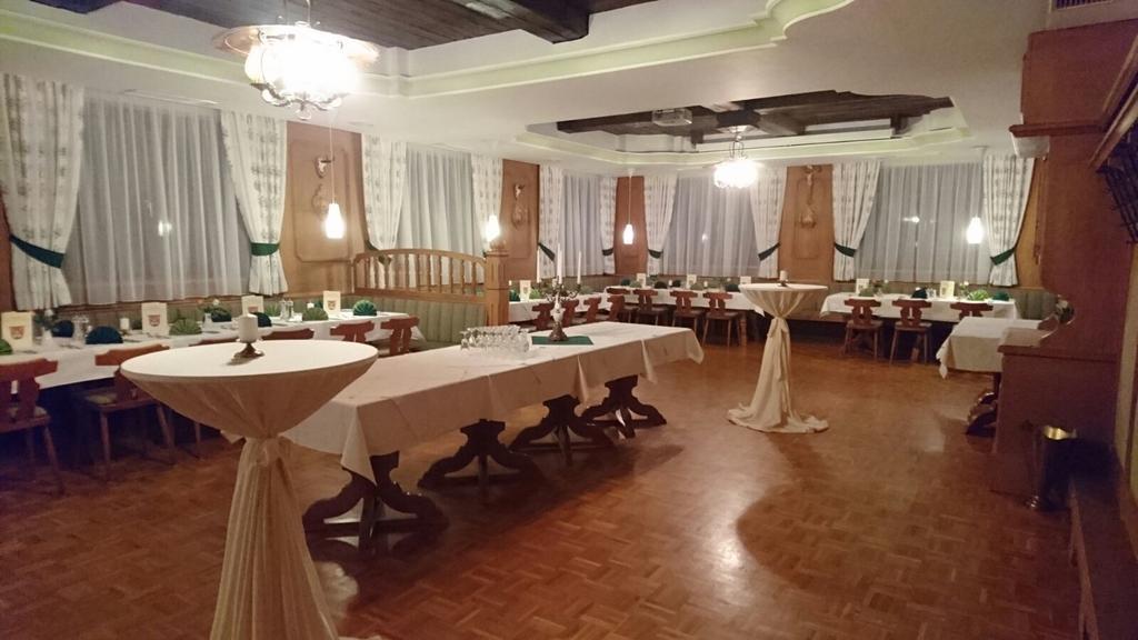 Gasthof Alte Tanne Hof bei Salzburg Εξωτερικό φωτογραφία